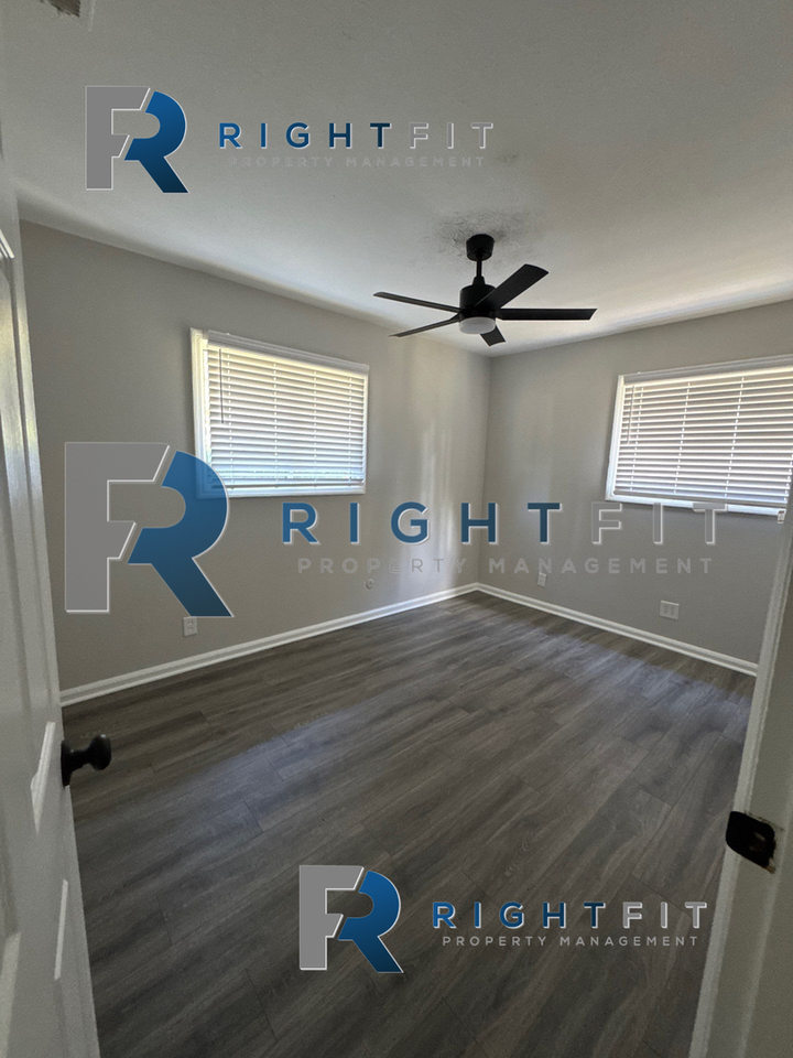 4954 Bonnybrook Way - Photo 7 of 12