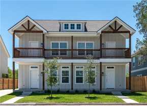 404 Poplar St - Photo 1 of 1