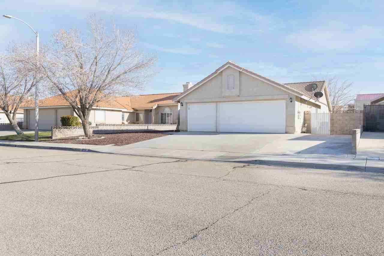 3716 Agave Cir - Photo 3 of 50