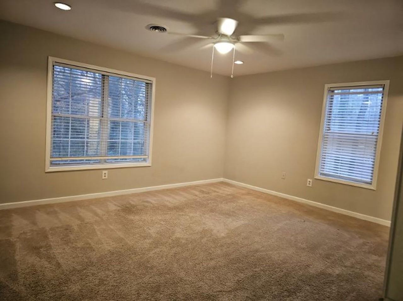 114 College Heights Blvd - Photo 7 of 11