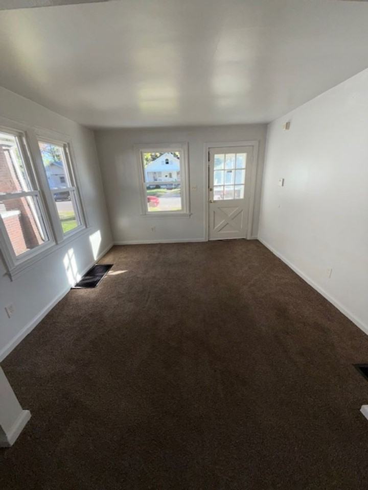 814 Taylor Avenue - Photo 2 of 8
