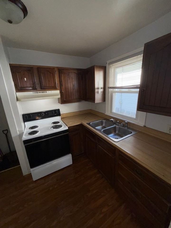 814 Taylor Avenue - Photo 5 of 8