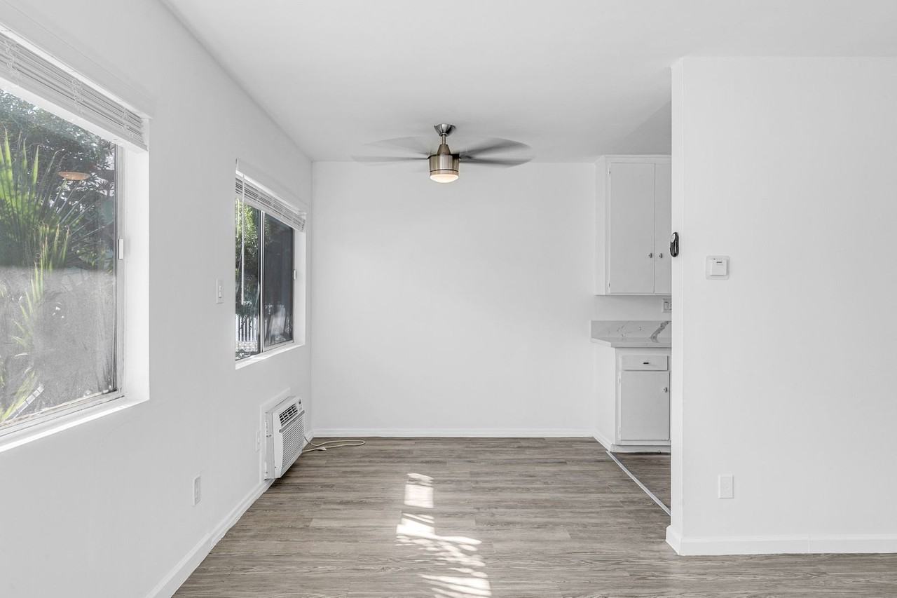 7100 Fulton Ave - Photo 4 of 33