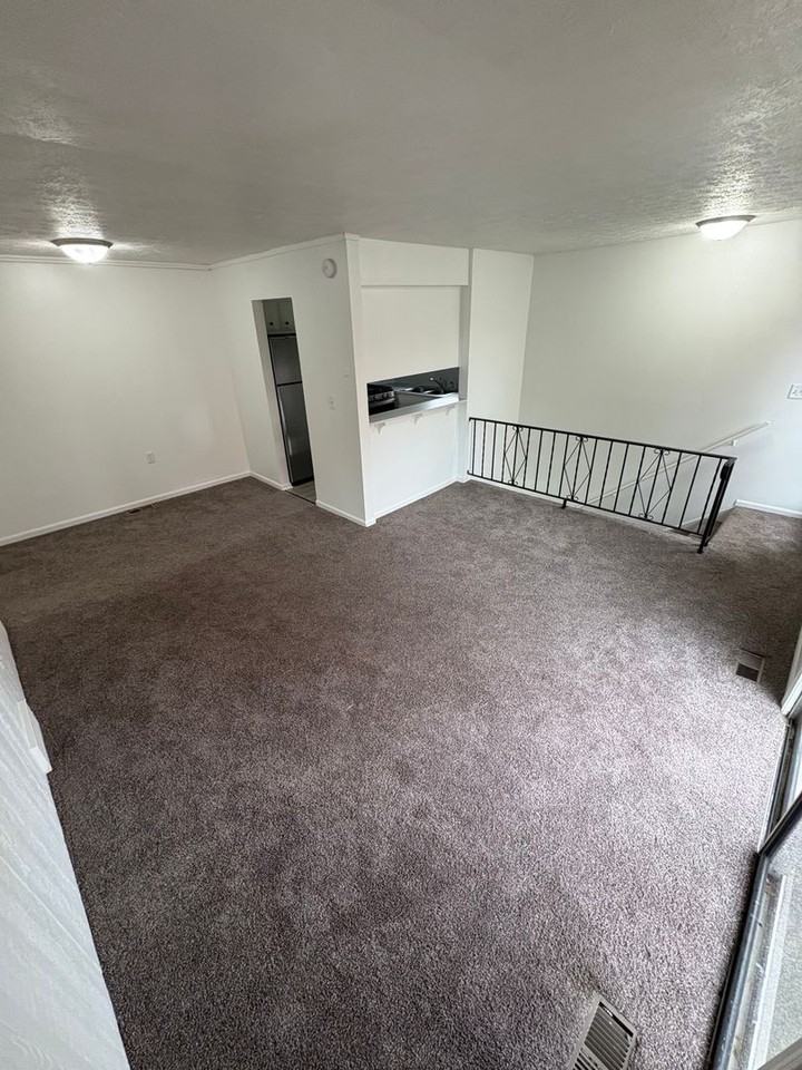 Carter Townhomes - Photo 3 of 7