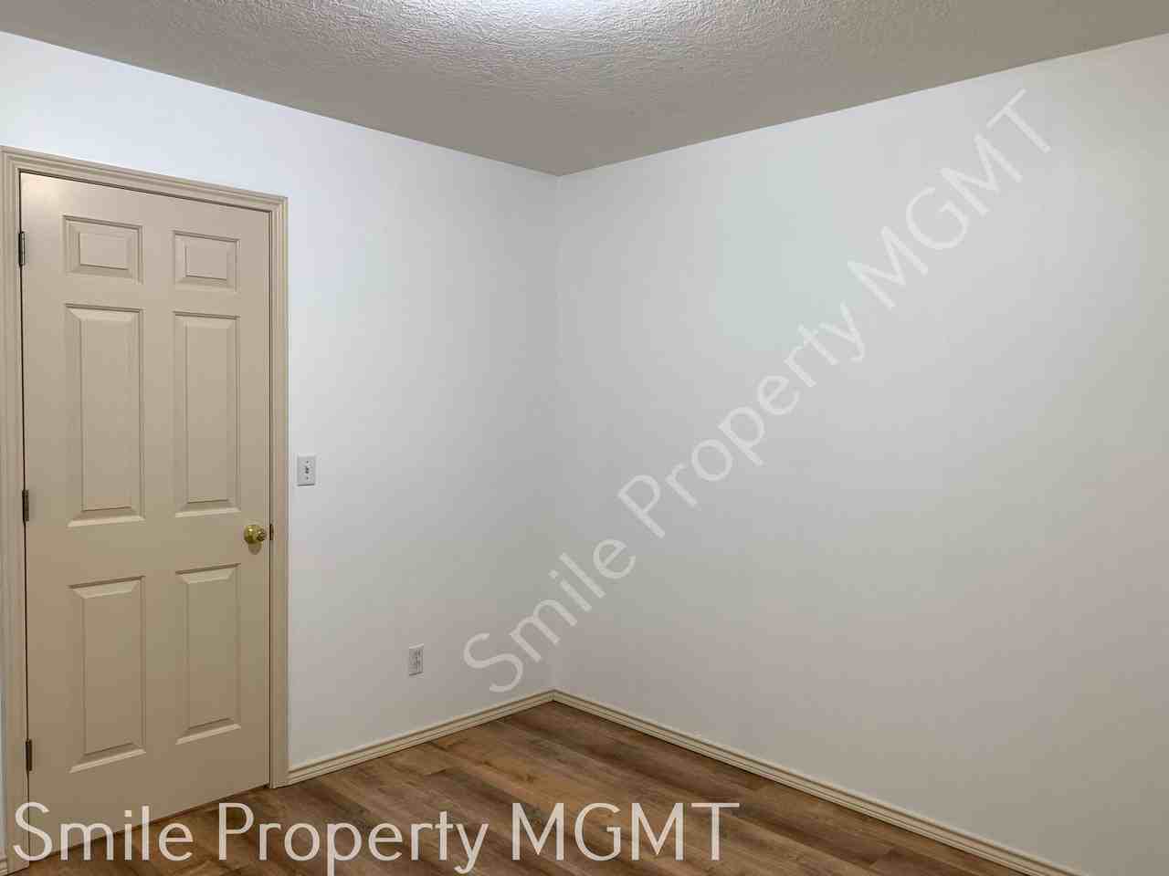 15198 Southeast Sedona Drive - Photo 7 of 14