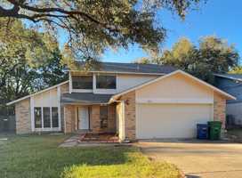 featured image of 6042 Spring Time St