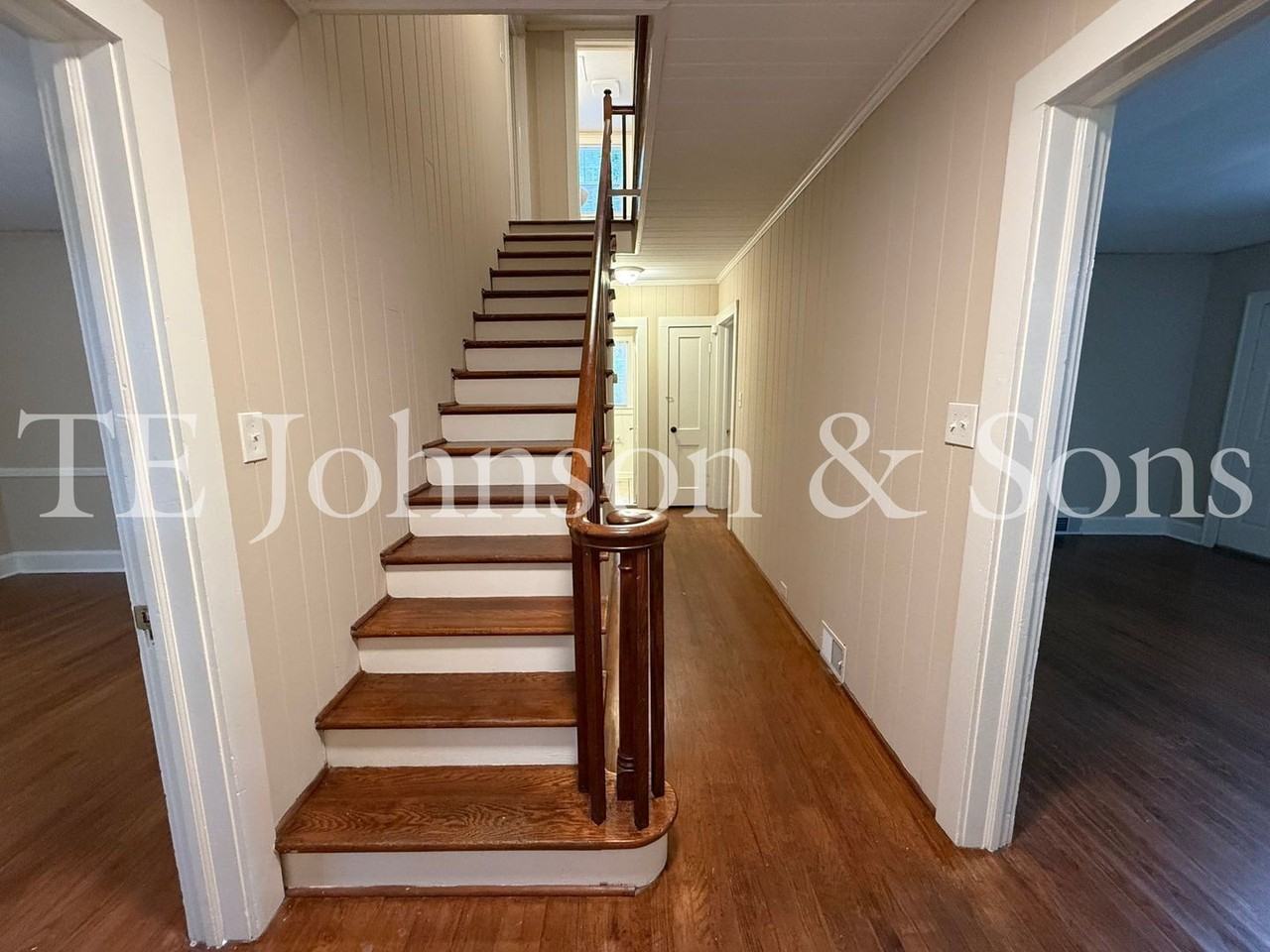 125 Rosedale Circle - Photo 2 of 47