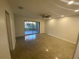 921 Ne 6th Ave - Photo 1 of 1