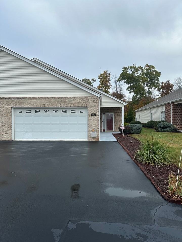 1967 Ridgepine Rd - Photo 2 of 39