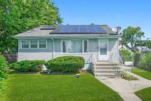 featured image of 760 Sibley Blvd