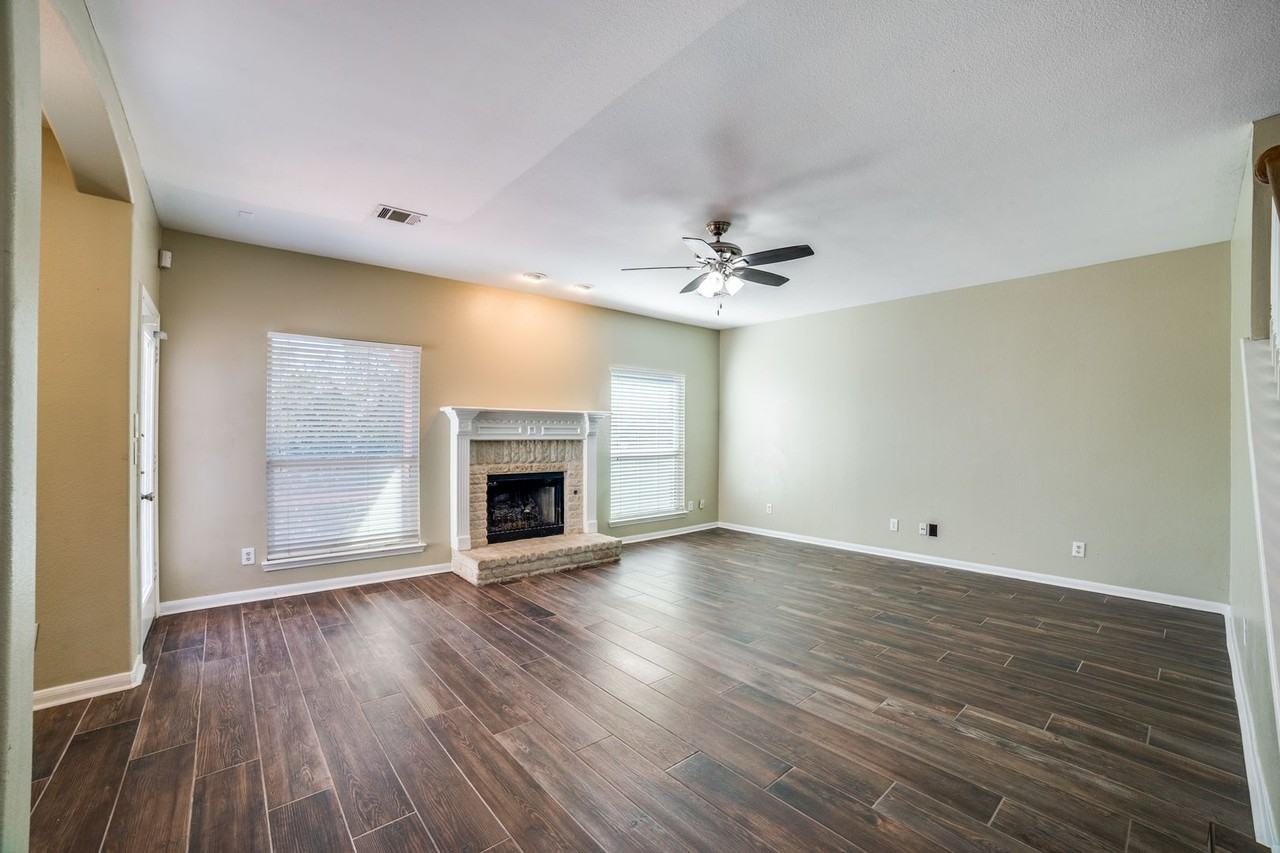 9918 Alms Park Dr - Photo 7 of 25