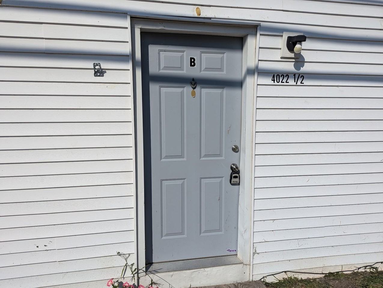 Dover Oaks LLC - Photo 7 of 20