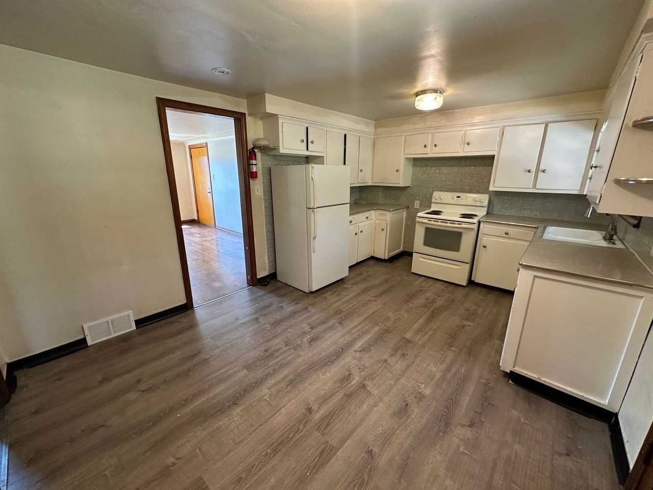 26 W Boston Ave - Photo 6 of 8