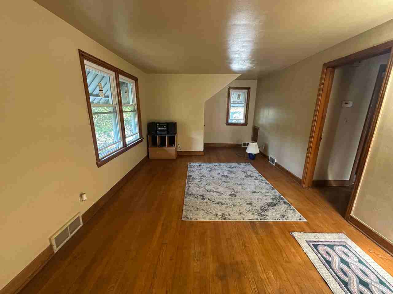 644 W Judson Ave - Photo 4 of 9