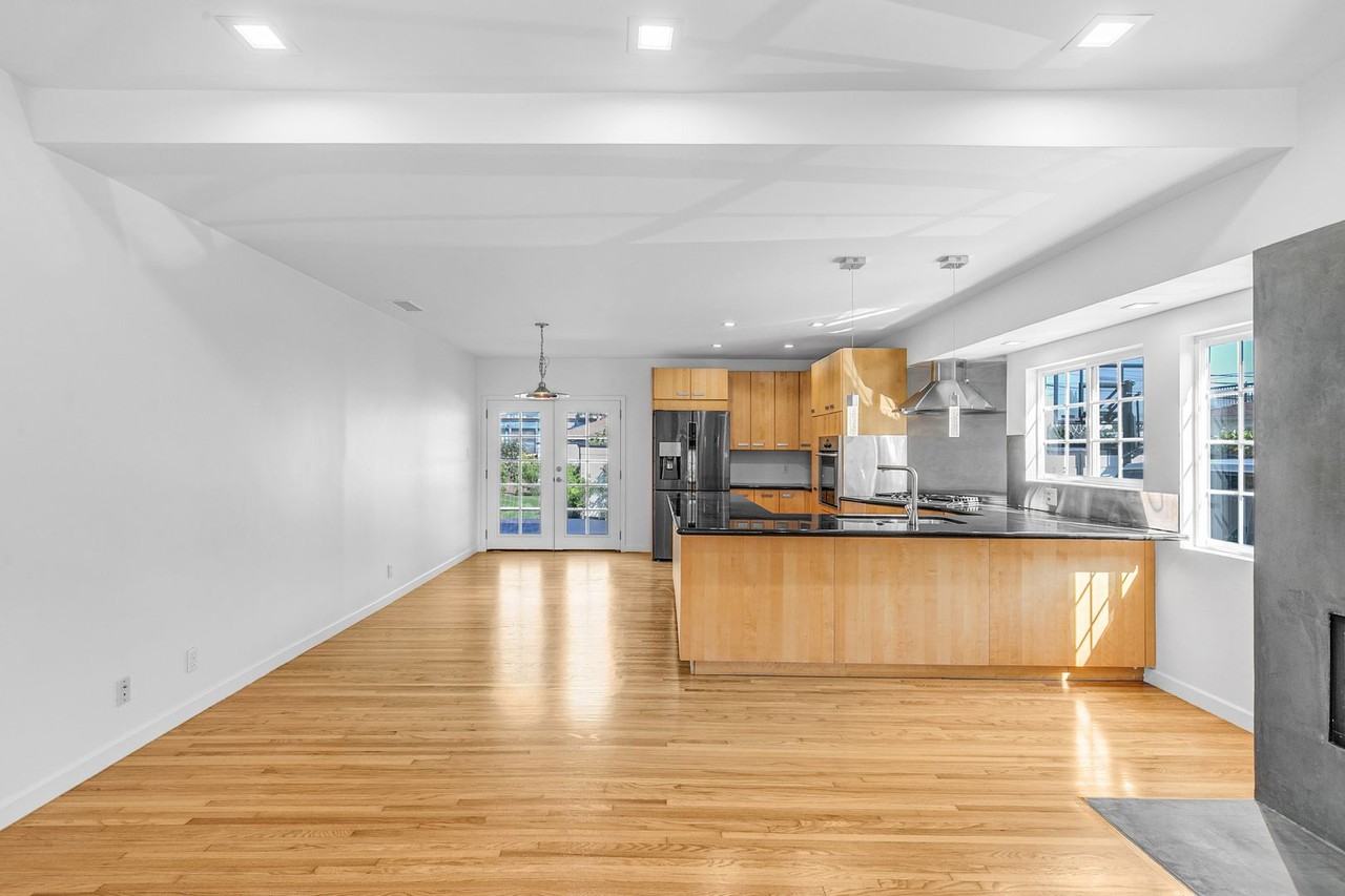 3620 Tuller Avenue - Photo 6 of 32