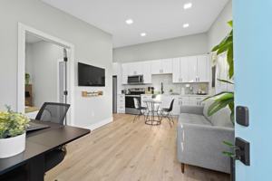 featured image of 3019 E 10th St