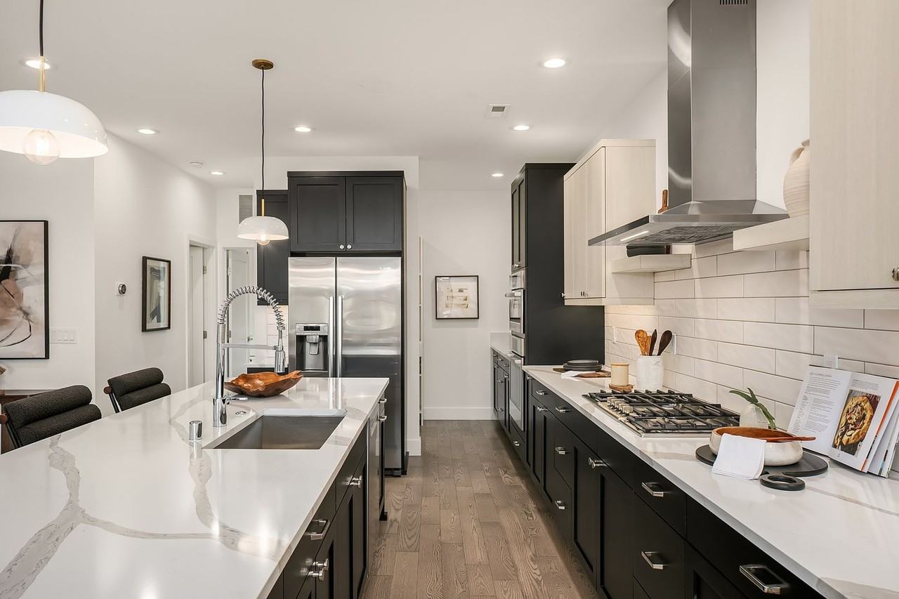 733 4th Ct South - Photo 5 of 34