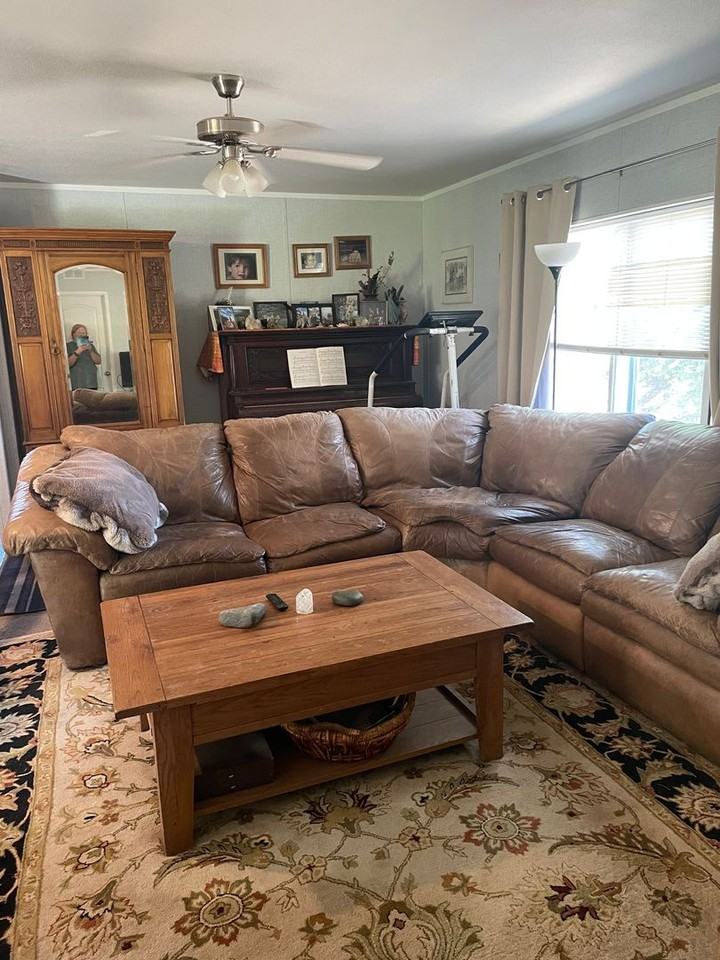 820 Crest - Photo 2 of 11