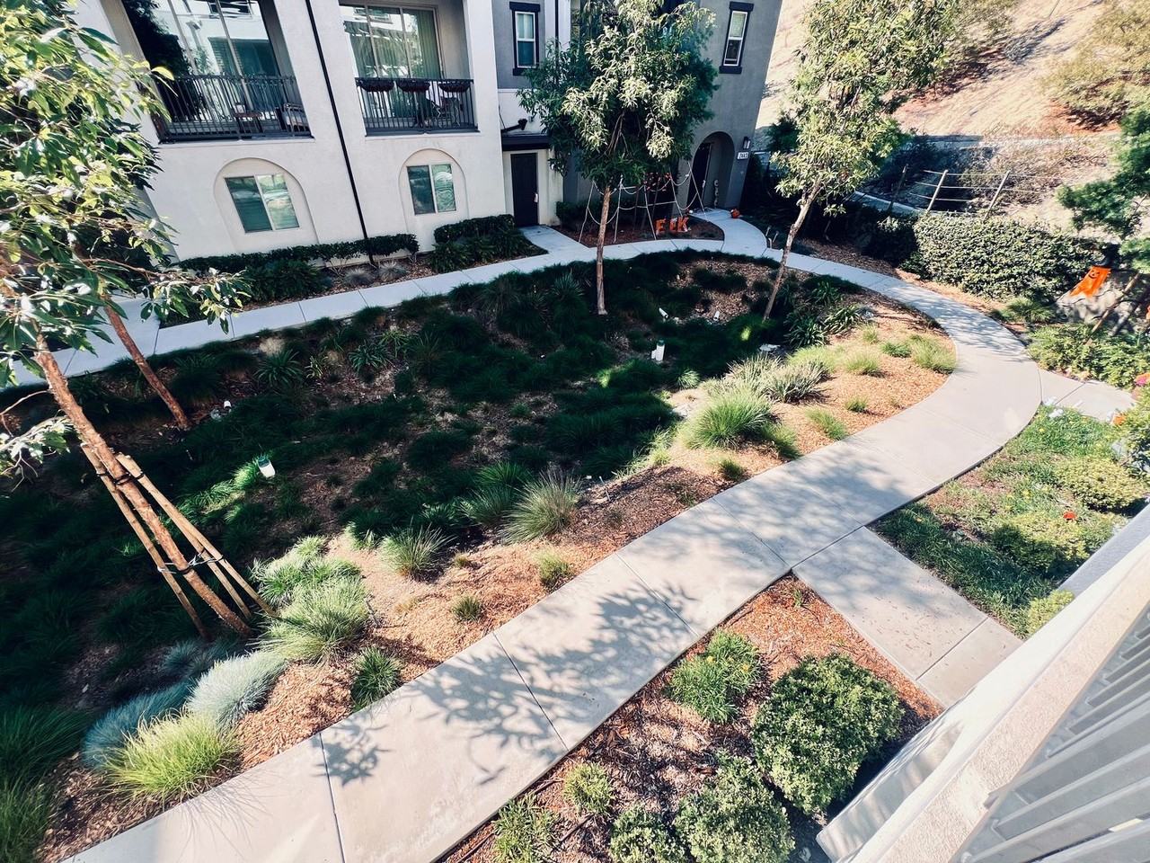 2454 Verano Way - Photo 3 of 28