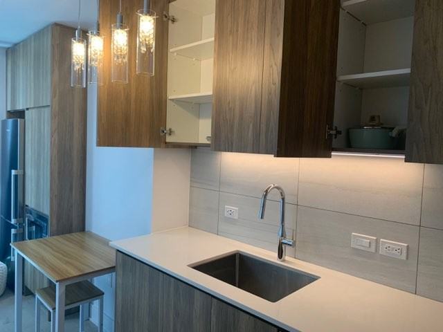 2320 Rue Tupper #1903 - Photo 4 of 10