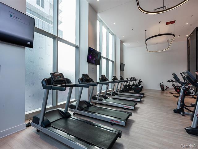 2320 Rue Tupper #1903 - Photo 7 of 10