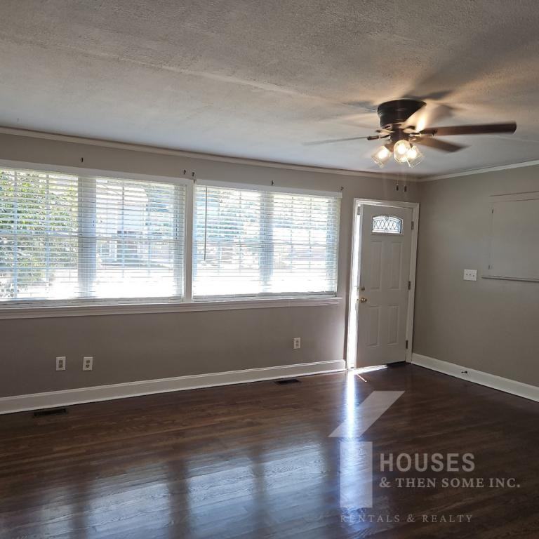 4 Mcneil Ct - Photo 2 of 22