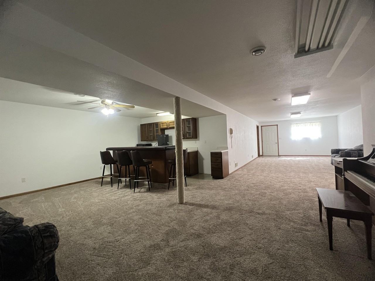 312 E Main St - Photo 7 of 24