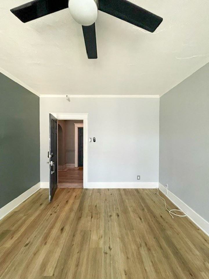 636 Chestnut Avenue - Photo 3 of 6