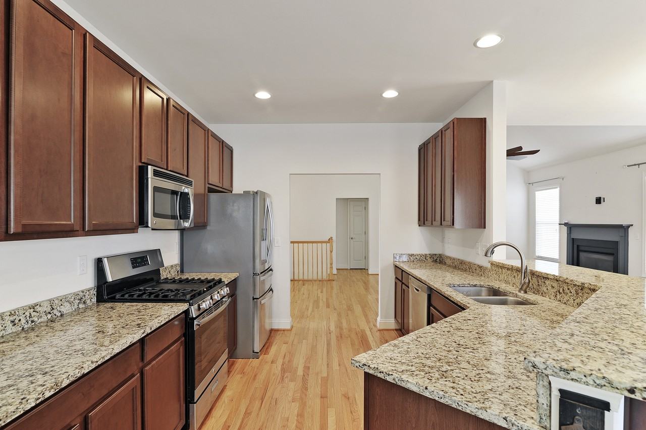 19962 P&I - Photo 4 of 28