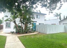 featured image of 215 W 6th Ave #A