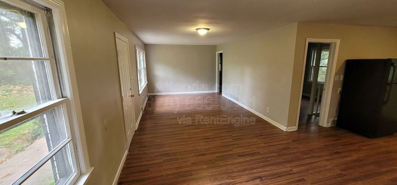 4267 Chamblee Tucker Rd - Photo 4 of 18