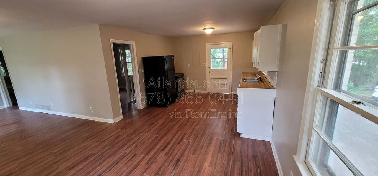 4267 Chamblee Tucker Rd - Photo 5 of 18