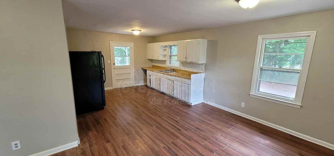 4267 Chamblee Tucker Rd - Photo 6 of 18