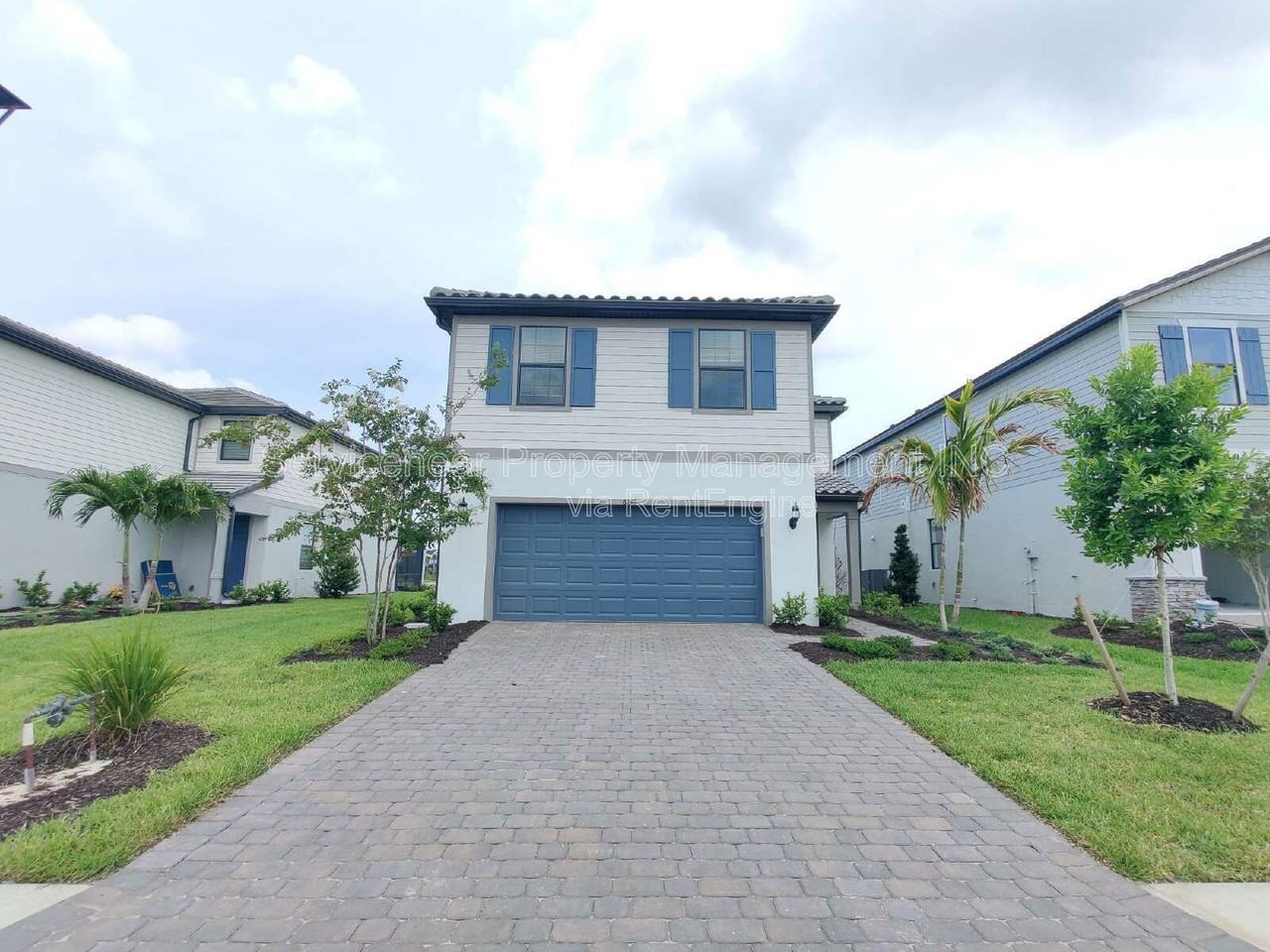 6136 Baywood Ct - Photo 3 of 50