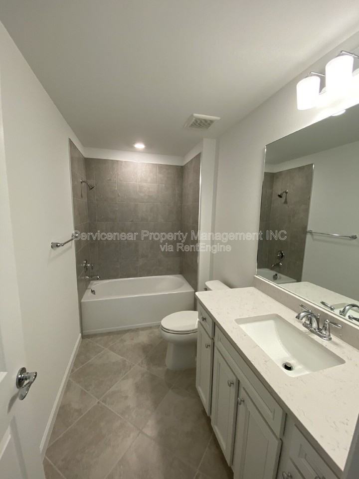 6136 Baywood Ct - Photo 4 of 50