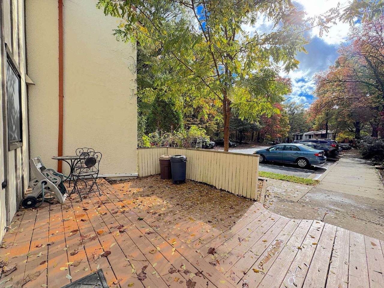 2334 Antiqua Ct - Photo 3 of 31