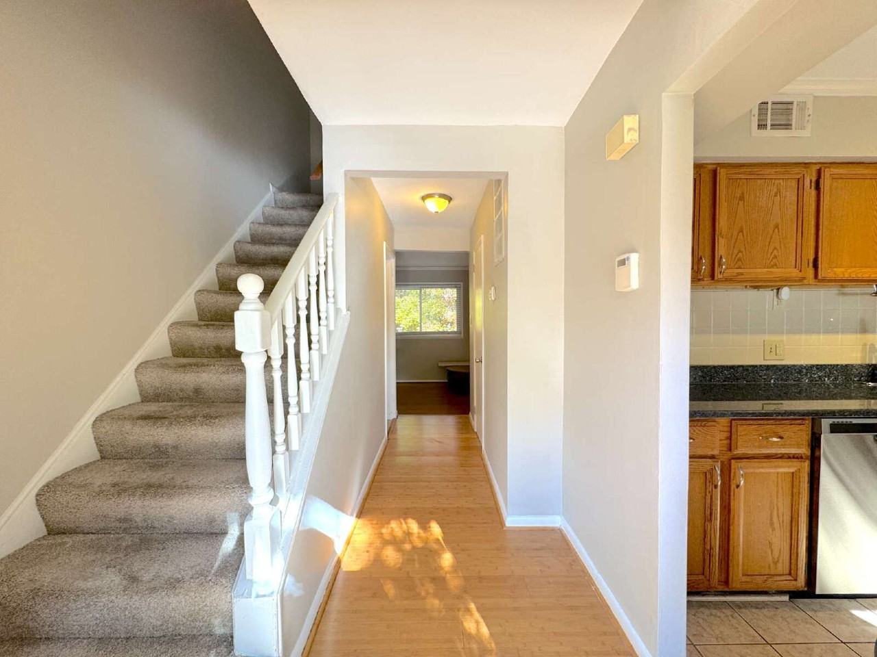 2334 Antiqua Ct - Photo 4 of 31