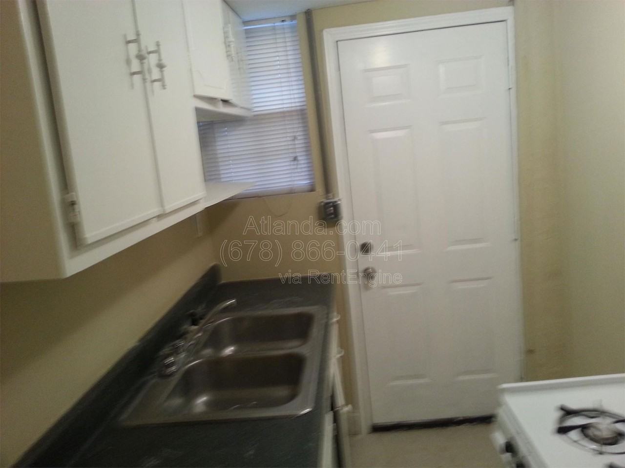 165 Little Street Southeast #B - Photo 6 of 10