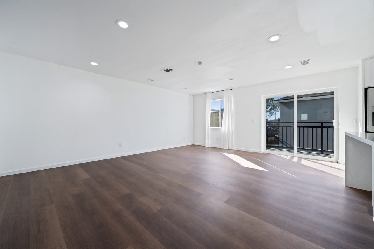 6735 Lanto St - Photo 3 of 20