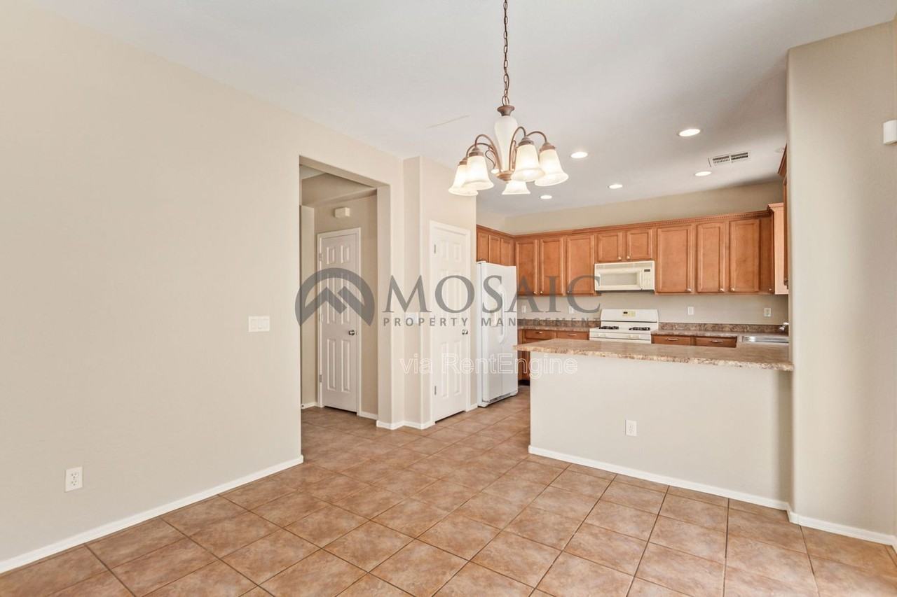 4540 East Los Alamos Street - Photo 7 of 29