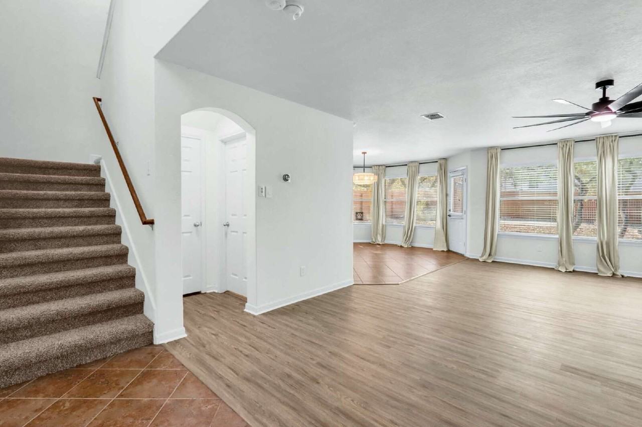 10838 Black Wolf Bay - Photo 5 of 50