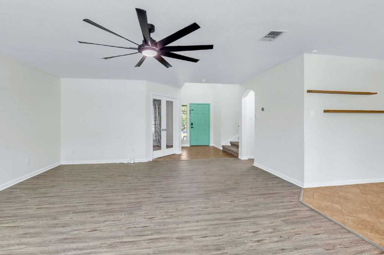 10838 Black Wolf Bay - Photo 7 of 50