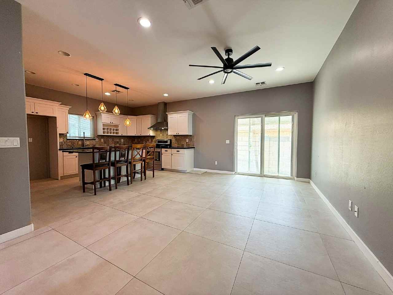 503 E Townley Ave - Photo 6 of 22