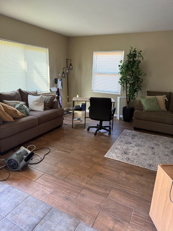 44946 3rd Street East - Photo 5 of 6