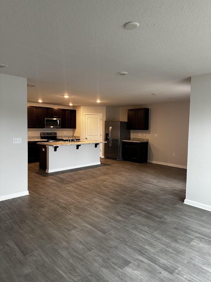 537 Albert Meadow Ln - Photo 3 of 14