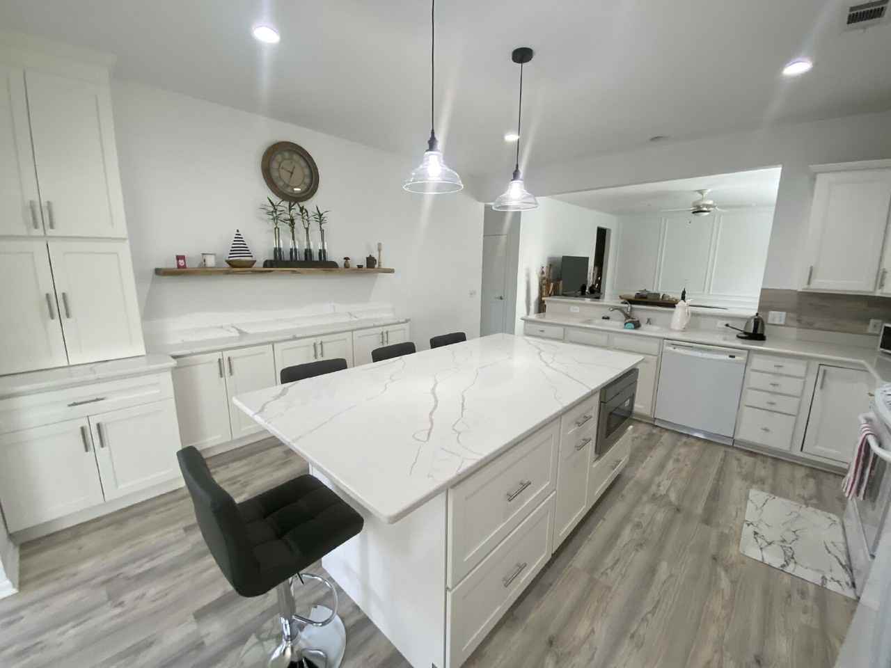 124 Honesty Ln - Photo 3 of 12