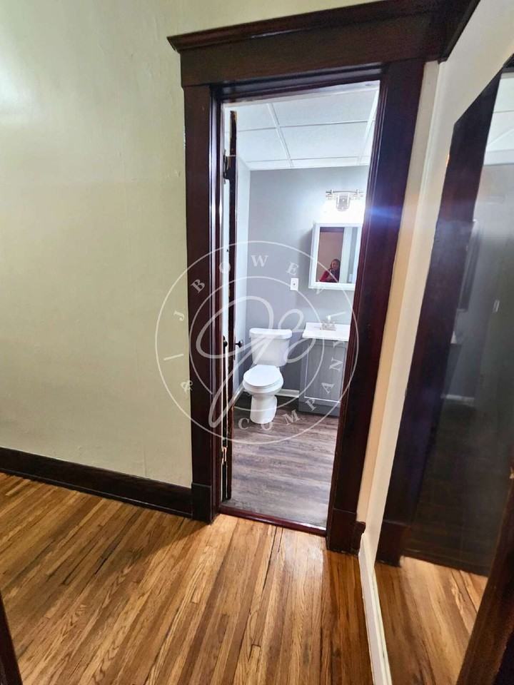 821 South Ave #2F - Photo 7 of 12