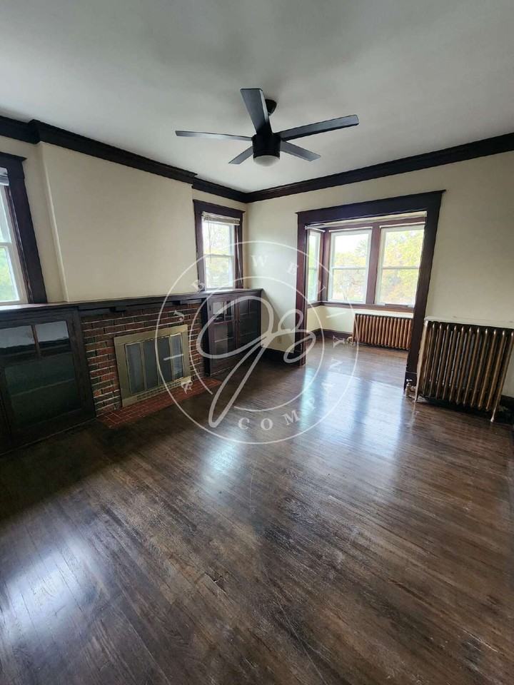 821 South Ave #4F - Photo 3 of 7