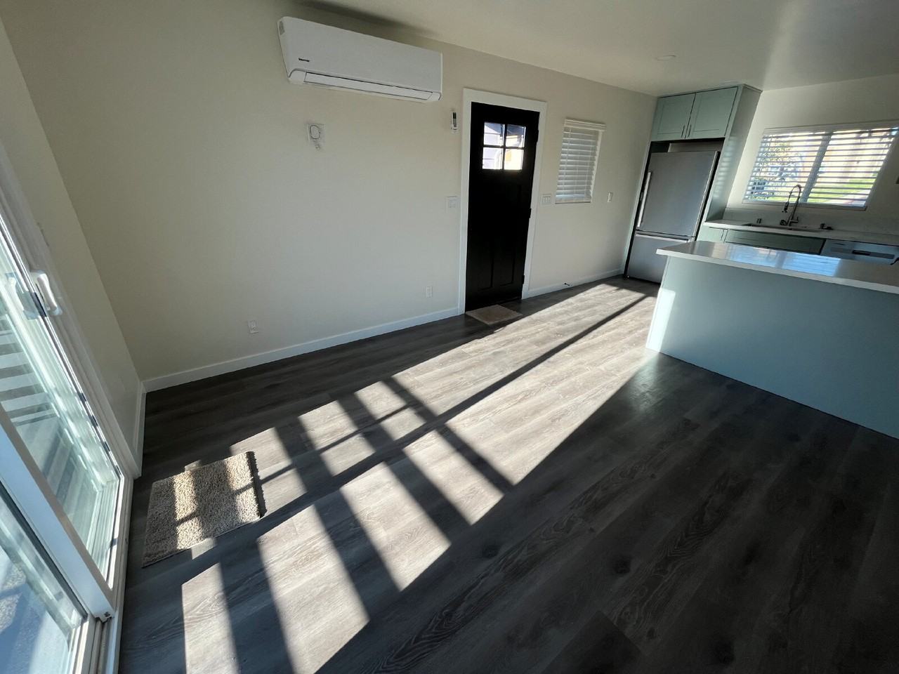 2114 L Avenue - Photo 4 of 16