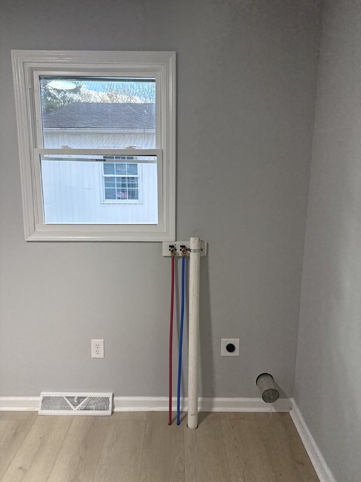 1113 Brandon Rd - Photo 7 of 10